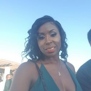 Meet your Posher, Ronnell